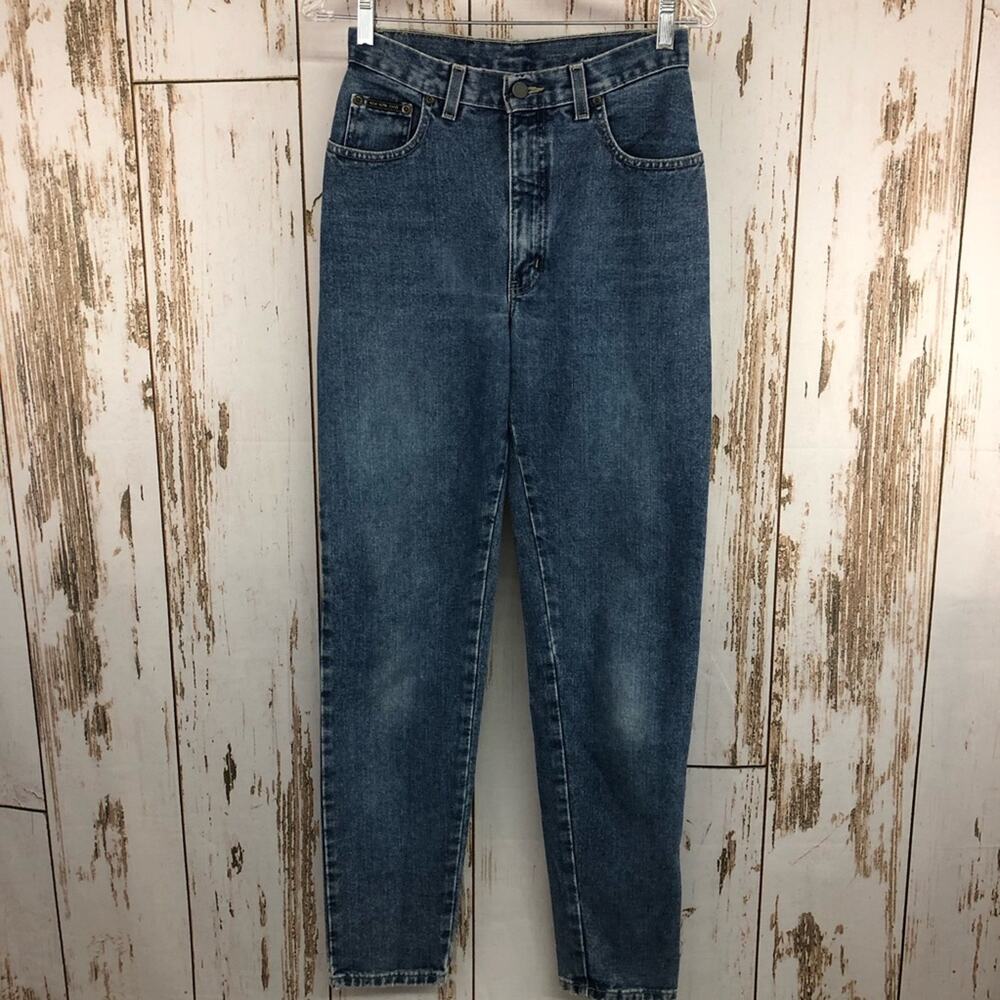 NY Jeans, New York & Company. 4 Classic Tall. Mom Jeans. In excellent condition!